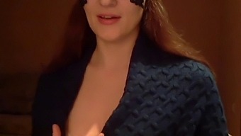 Russian Webcam Girl Alebarda'S Solo Show With Insertion And Masturbation