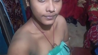 Indian Village Girl With Big Natural Tits In Nude Selfie