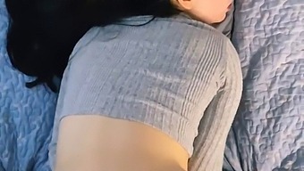 계속 오고가면서 입에다 싸달라고 고집부리고
