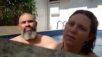 Hot And Heavy Swinging Action With 3some And Group Play