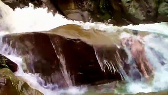 Lilyan'S Erotic Desires In The Water